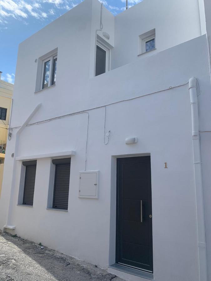 Smyrnis Apartments Ermoupoli Exterior photo